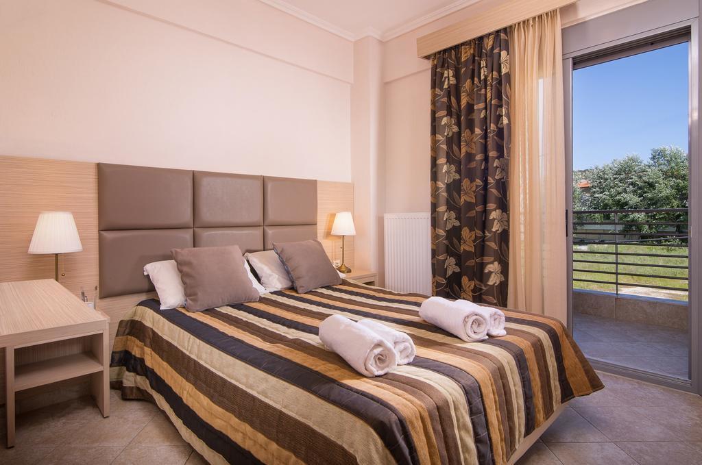 Allea Hotel And Apartments Торони Екстериор снимка